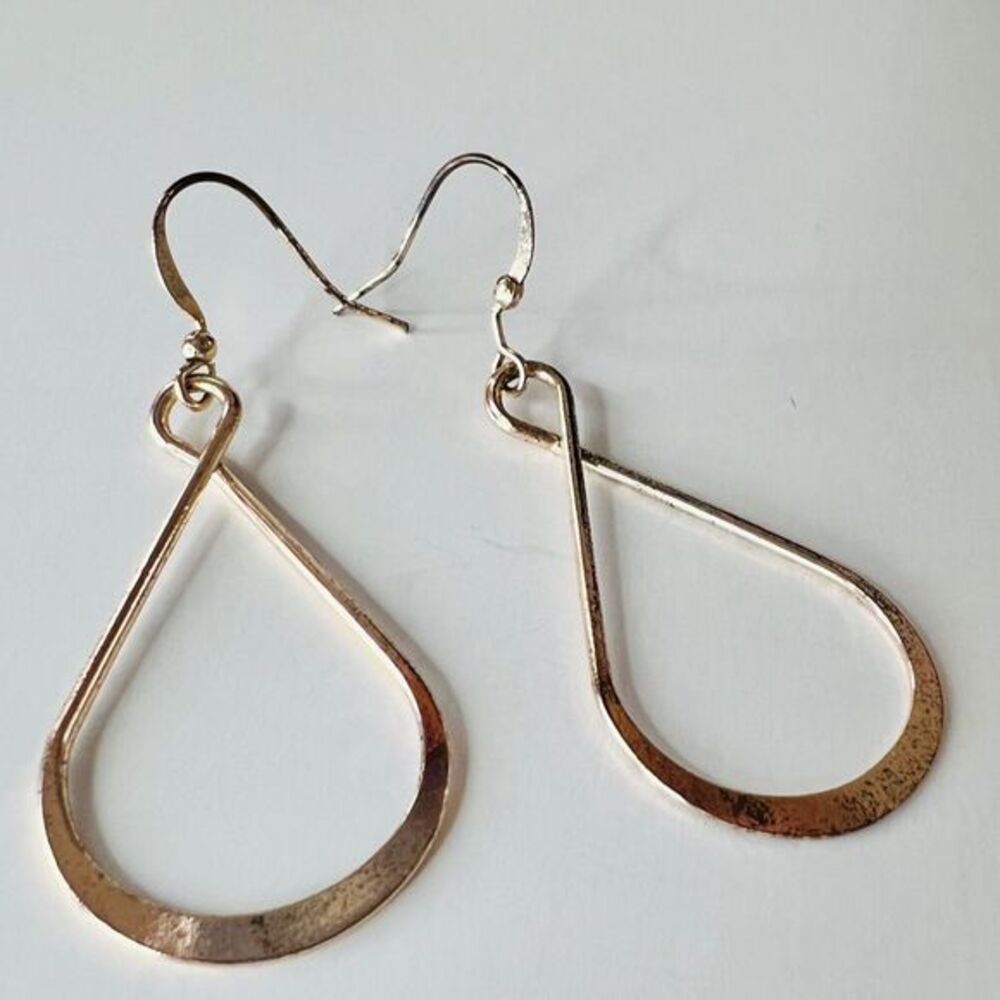 Gold Tone Teardrop Dangle Earrings